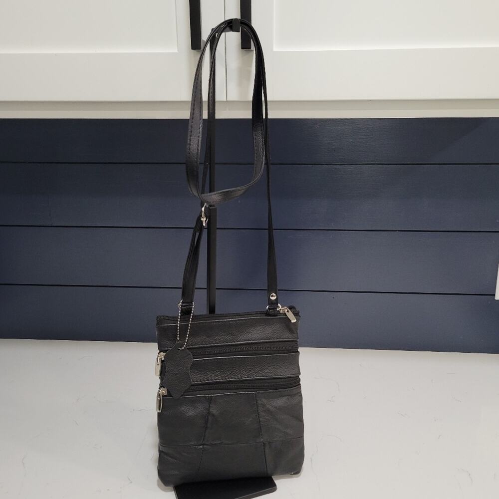 Leather cross body Adjustable strap multi pocket no brand
